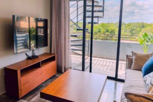 ESMERALDA BLACK PENTHOUSE
