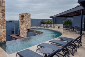 ESMERALDA BLACK PENTHOUSE