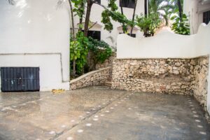 LAS BRISAS RESIDENCES – B201