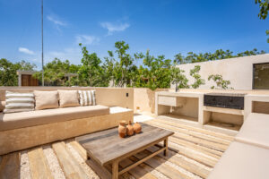 DESIGN VILLAS WITH EXCELLENT LOCATION