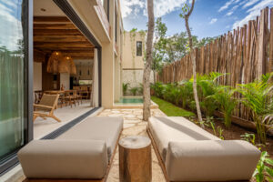 DESIGN VILLAS WITH EXCELLENT LOCATION