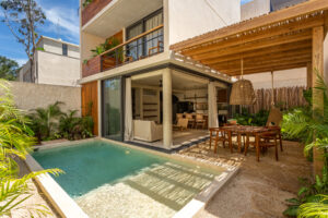 DESIGN VILLAS WITH EXCELLENT LOCATION