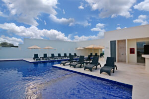 Elegant Sanctuary Between Jungle And Sea