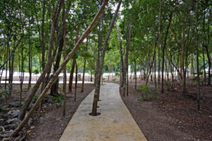 3 BEDROOM HOUSE IN A GATED COMMUNITY WITH A STYLE OF LIVING