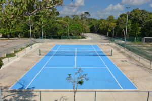 3 BEDROOM HOUSE IN A GATED COMMUNITY WITH A STYLE OF LIVING
