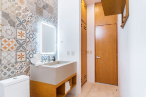 INCREDIBLE APARTMENT WITH PRIVATE BALCONY AND DOUBLE APARTMENT OPTION