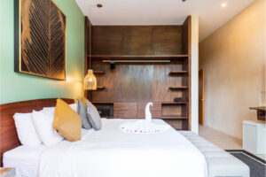 INCREDIBLE APARTMENT WITH PRIVATE BALCONY AND DOUBLE APARTMENT OPTION