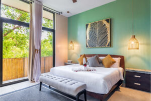 INCREDIBLE APARTMENT WITH PRIVATE BALCONY AND DOUBLE APARTMENT OPTION