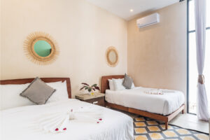 INCREDIBLE APARTMENT WITH PRIVATE BALCONY AND DOUBLE APARTMENT OPTION