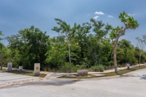 EXCLUSIVE CONTEMPORARY HOME IN YUCATÁN COUNTRY CLUB
