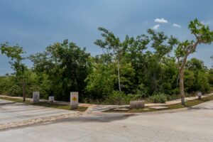 EXCLUSIVE CONTEMPORARY HOME IN YUCATÁN COUNTRY CLUB