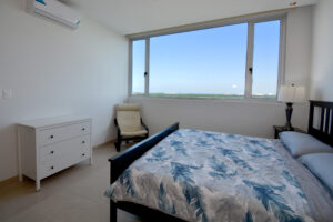 MALECON OASIS: EXCLUSIVE FULLY FURNISHED PANORAMIC APARTMENT