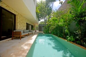 Exclusive 5-Bedroom Contemporary Retreat