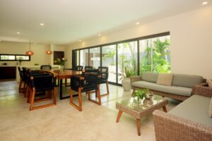 Exclusive 5-Bedroom Contemporary Retreat
