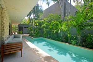 Exclusive 5-Bedroom Contemporary Retreat
