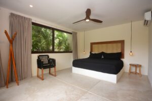Exclusive 5-Bedroom Contemporary Retreat
