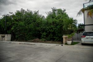 RESIDENTIAL LOT IN GATED COMMUNITY