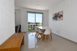 CONTEMPORARY ELEGANCE IN A PRIME DESTINATION