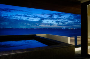 ULTRA LUXURIOUS BEACHFRONT PENTHOUSE