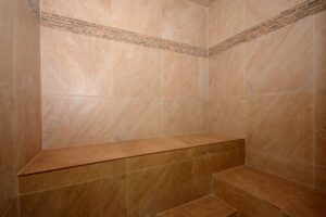 DUPLEX 8 BEDROOM HOME NEAR THE BEACH