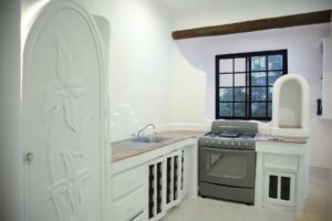 LAS BRISAS RESIDENCES – B302