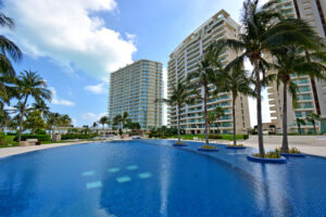 STUNNING OCEANFRONT PENTHOUSE WITH CARIBBEAN VIEWS