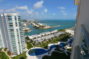 STUNNING OCEANFRONT PENTHOUSE WITH CARIBBEAN VIEWS