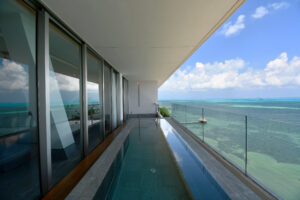 PRIVATE RESIDENCE OCEANFRONT OF CARIBBEAN SEA – TOTAL ELEGANCE IN EVERY DETAIL