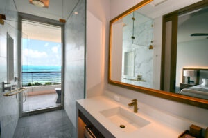 PRIVATE RESIDENCE OCEANFRONT OF CARIBBEAN SEA – TOTAL ELEGANCE IN EVERY DETAIL