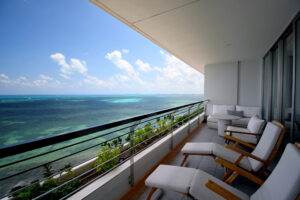 PRIVATE RESIDENCE OCEANFRONT OF CARIBBEAN SEA – TOTAL ELEGANCE IN EVERY DETAIL