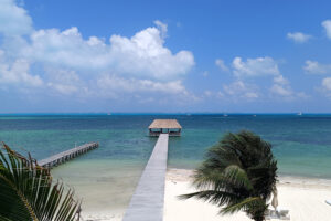 PRIVATE RESIDENCE OCEANFRONT OF CARIBBEAN SEA – TOTAL ELEGANCE IN EVERY DETAIL