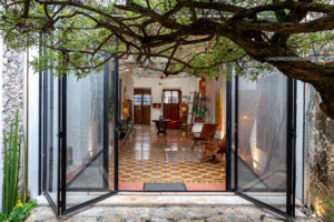 Private modern colonial estate with lush gardens in Mérida’s Historic Center