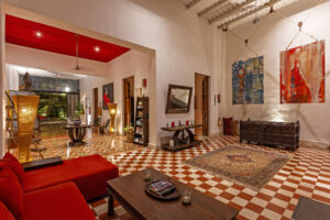 Private modern colonial estate with lush gardens in Mérida’s Historic Center