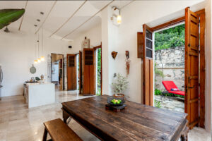 Private modern colonial estate with lush gardens in Mérida’s Historic Center
