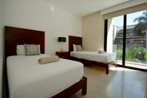 BRIGHT APARTMENT IN UNMATCHED LOCATION
