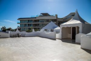 LAS BRISAS RESIDENCES – 6 CONDO COMPOUND