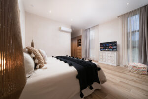 LUXURY VILLA BLANCA