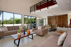 SERENE LIFE IN A CONTEMPORARY VILLA