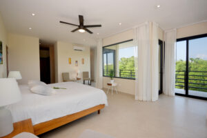 SERENE LIFE IN A CONTEMPORARY VILLA