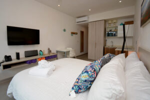 STUDIO AT THE CITY, WITH GREAT AMENITIES