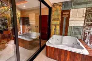 LUUM ZAMA GEM, 2 BEDROOMS WITH WHIRLPOOL TUB AND PRIVATE TERRACE