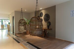 L CONDOS LIFESTYLE APARTMENT