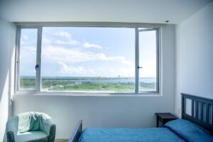 LIVE ABOVE IT ALL – FURNISHED OASIS MALECÓN APARTMENT WITH VIEWS