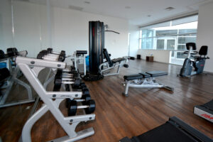 LIVE ABOVE IT ALL – FURNISHED OASIS MALECÓN APARTMENT WITH VIEWS