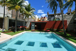 Coastal oasis high ceilings in Mamitas Beach