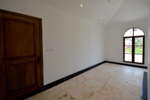 PLAYA PARAISO BEACHFRONT TRES LEONES VILLA