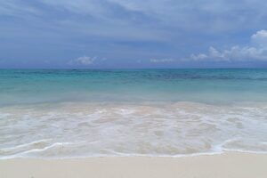 PLAYA PARAISO BEACHFRONT TRES LEONES VILLA