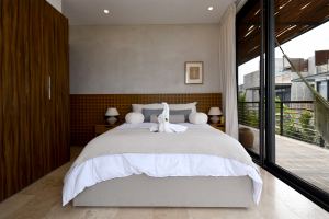 Exclusive Pent-house with Private Whirlpool Tub