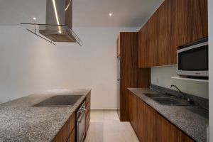 Comfort and Convenience in an Expansive Three-Bedroom Residence