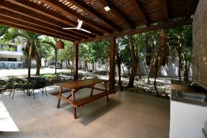 Comfort and Convenience in an Expansive Three-Bedroom Residence